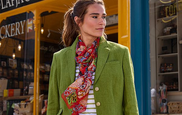 Schal im William Morris Design von Signare Tapestry