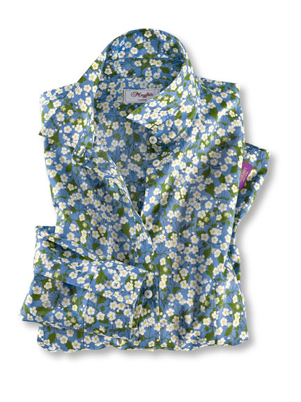 Batist-Bluse mit hauchzarten Blüten