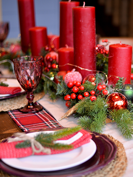 Sch�n gedeckter Weihnachtstisch