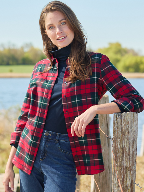 Rote Karobluse mit modernem Country Check
