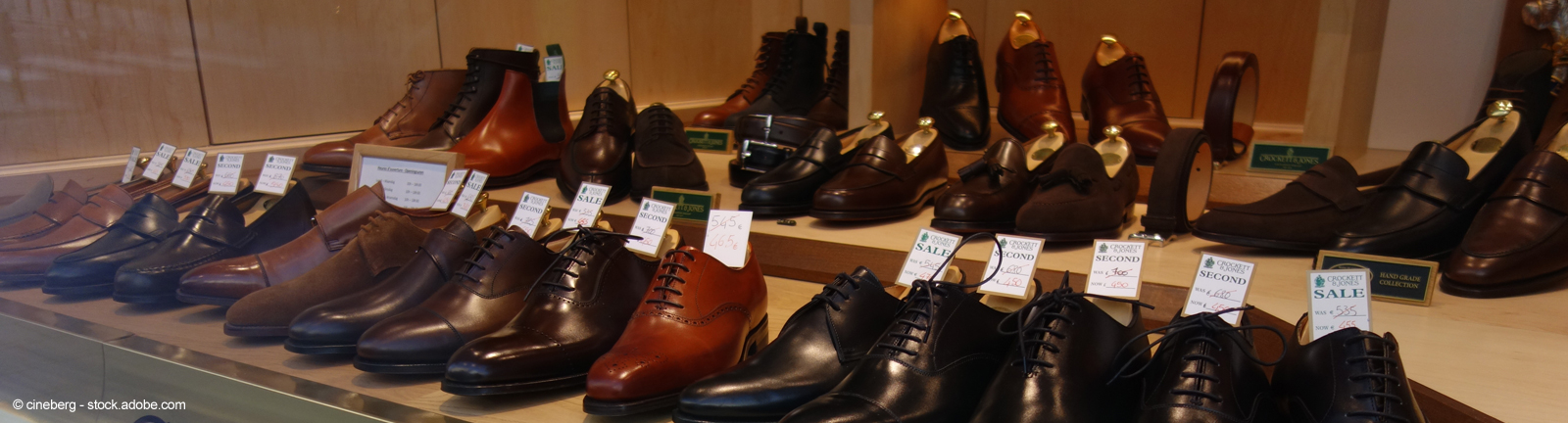 Schuhauswahl einer britischen Schuhmanufaktur